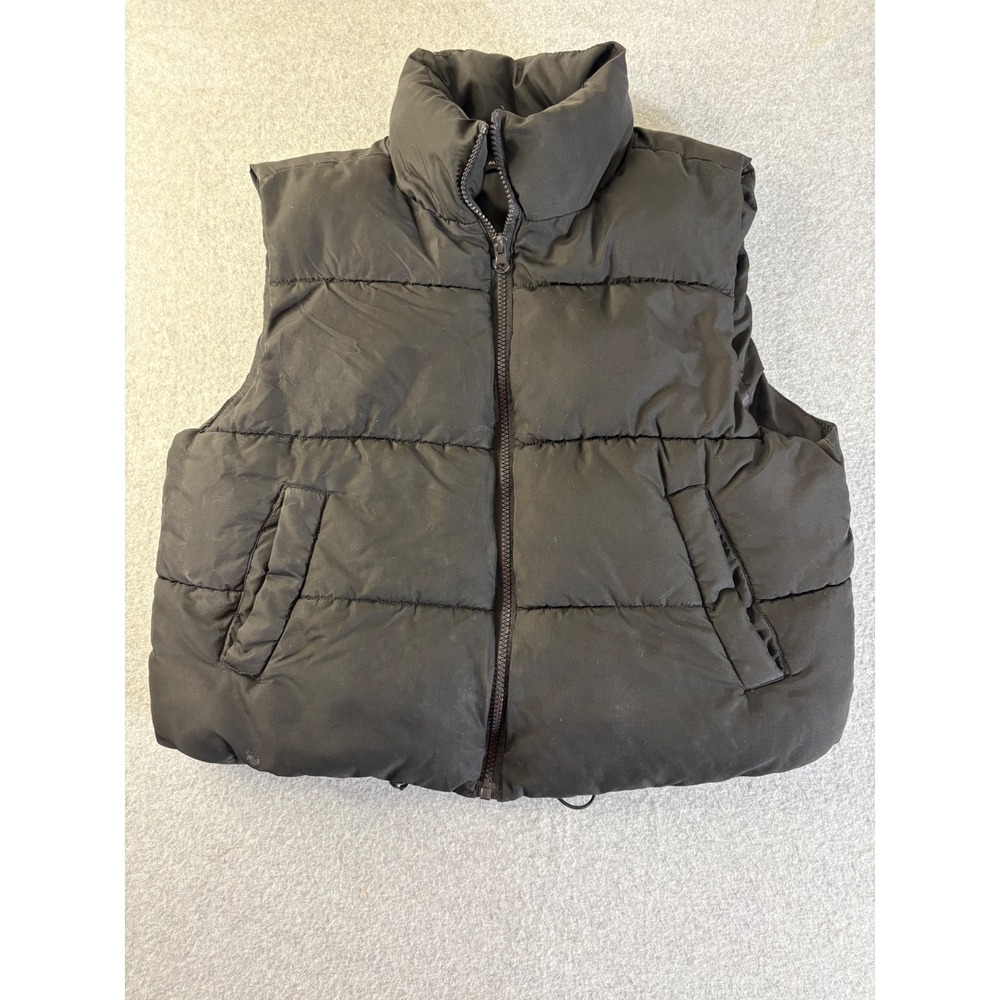 Almost Famous Black Puffer Vest Womens Medium Full Zip Quilted Sleeveless Jacket
